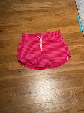 Vineyard Vines Pink and Hot Pink Striped Girls Skort - Fits 7-8 yrs